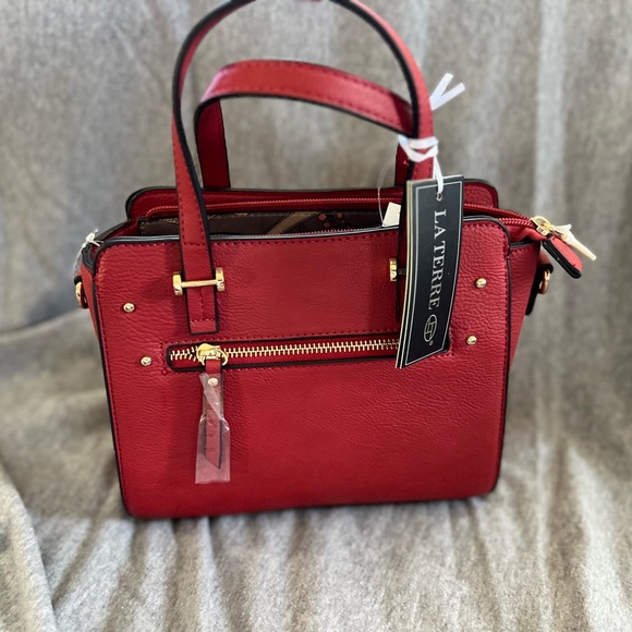 Red Handbag - Picture 5 of 16